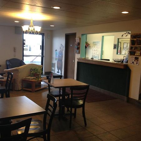 Travelodge By Wyndham Deer Lodge Montana Buitenkant foto