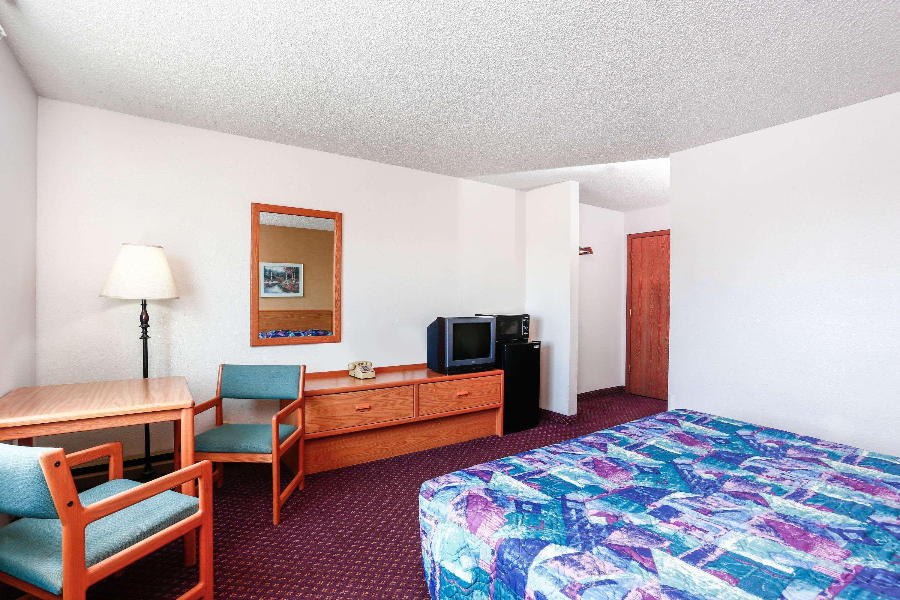 Travelodge By Wyndham Deer Lodge Montana Buitenkant foto