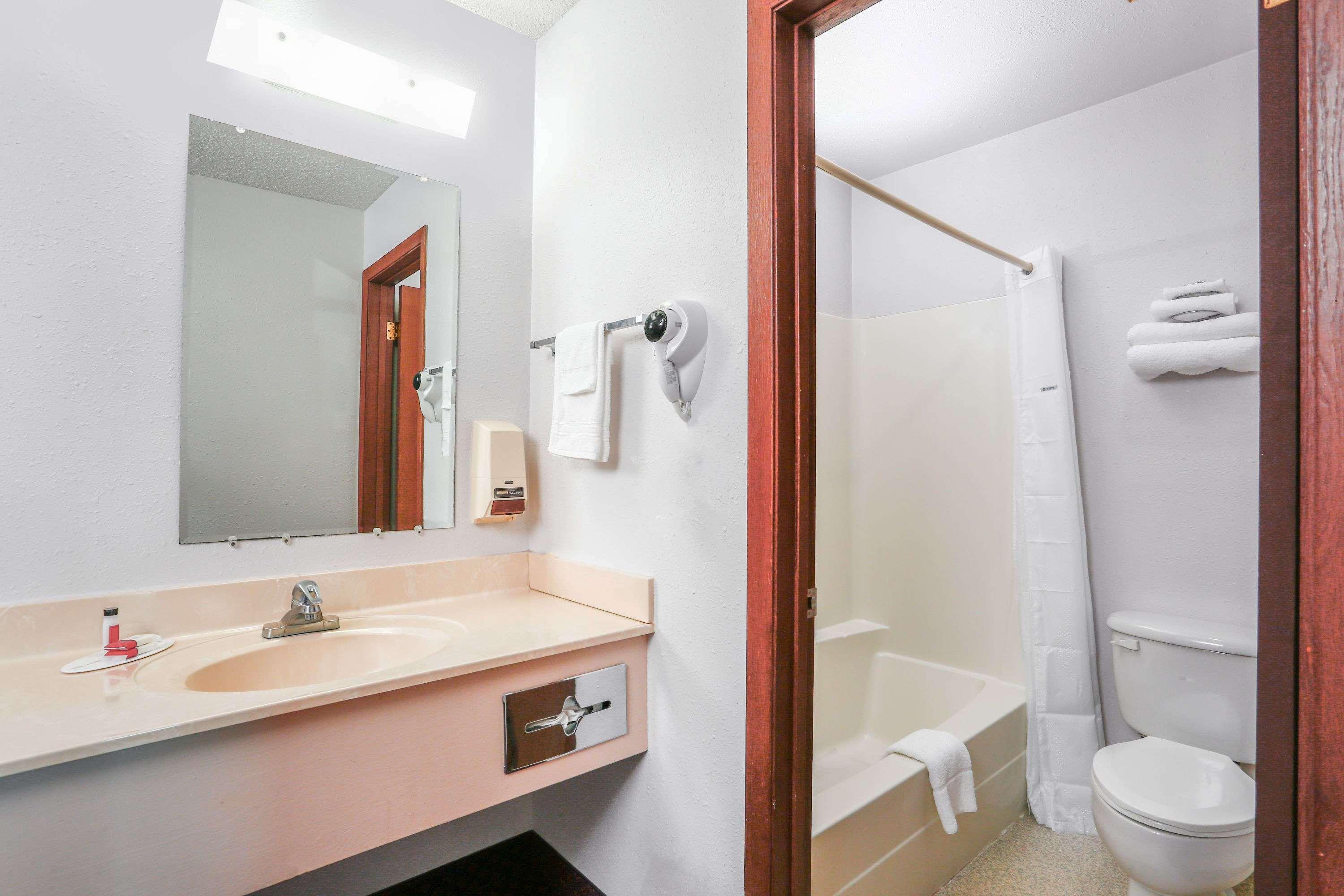 Travelodge By Wyndham Deer Lodge Montana Buitenkant foto