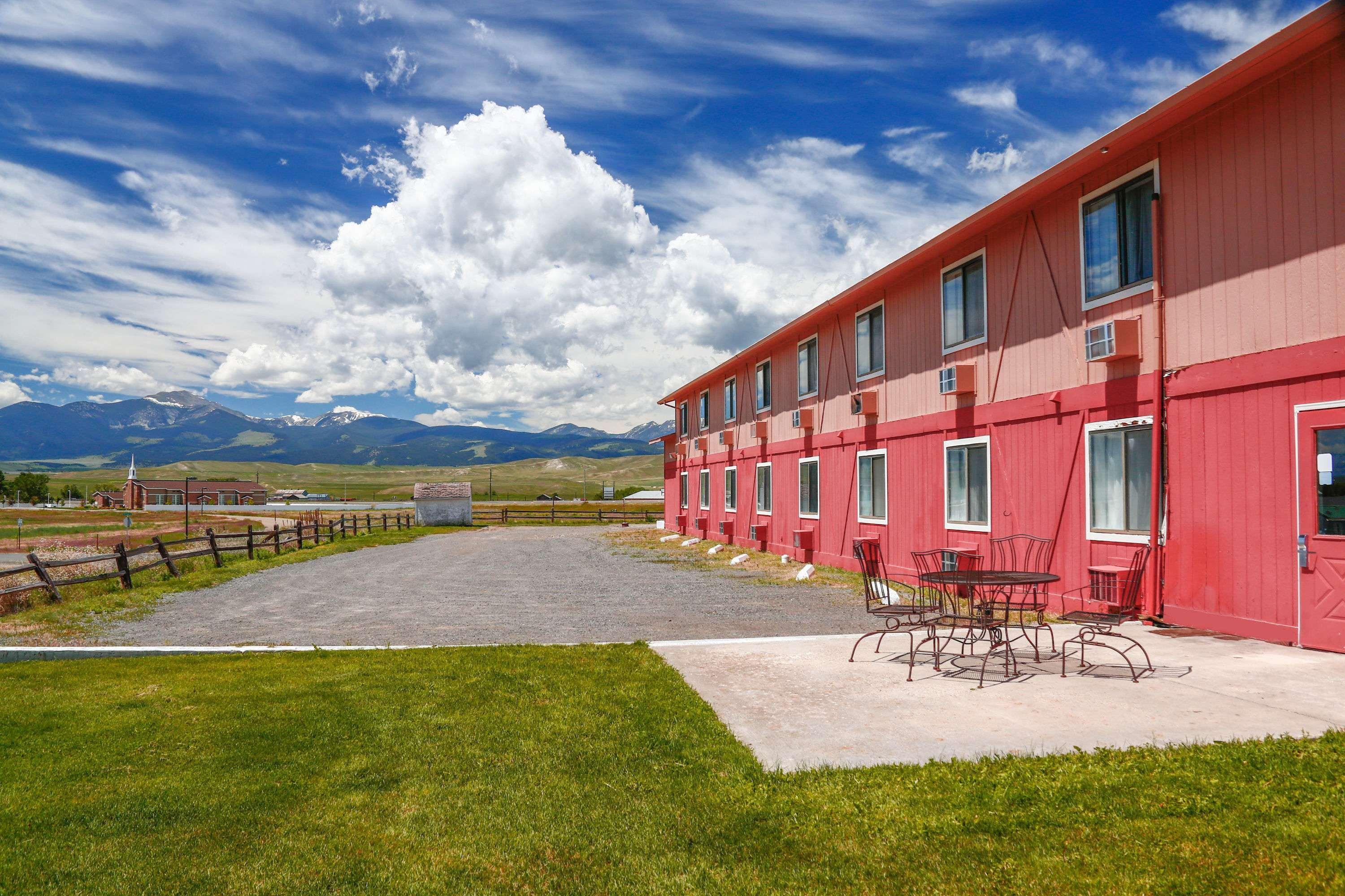 Travelodge By Wyndham Deer Lodge Montana Buitenkant foto
