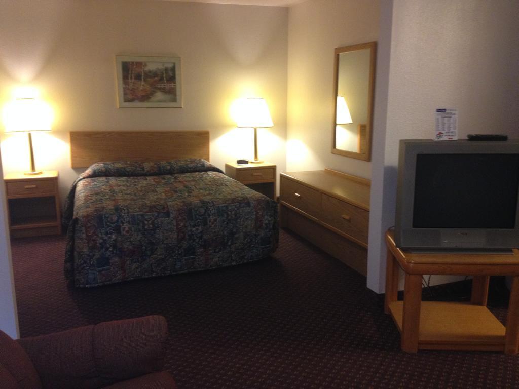 Travelodge By Wyndham Deer Lodge Montana Buitenkant foto